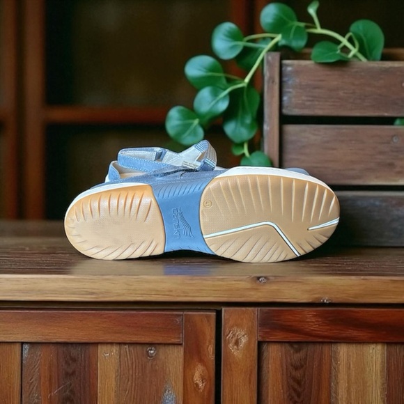 Dansko Raeann Sporty Mary Jane Shoe Sandal. - Picture 13 of 14